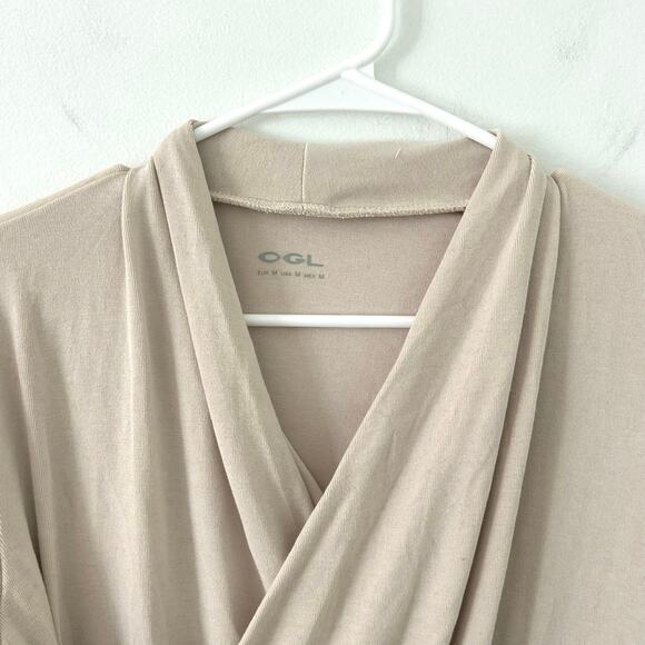 OGL Women's LiteWarm Surplice Long Sleeve Ruched Crossover Top M Medium New - Picture 3 of 8